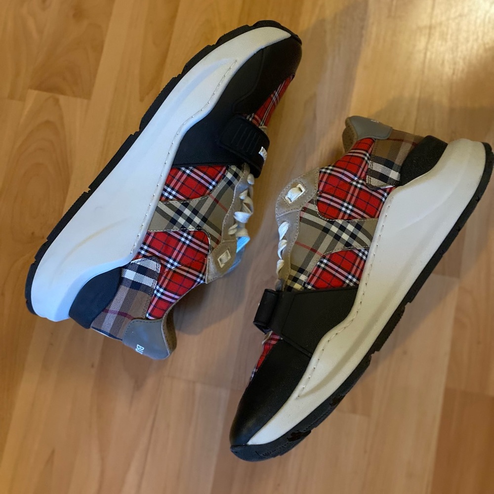 Burberry Leather Sneakers- colors black red and white. Size is 12 size 45 Italy - Picture 7 of 8
